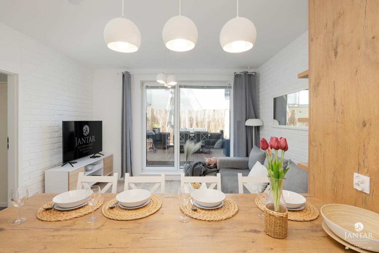 Jantar Apartamenty - Osiedle Bursztynowe II 科沃布热格 外观 照片